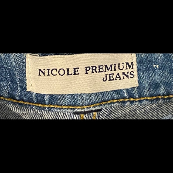 NWT Nicole Premium jeans - Picture 3 of 6